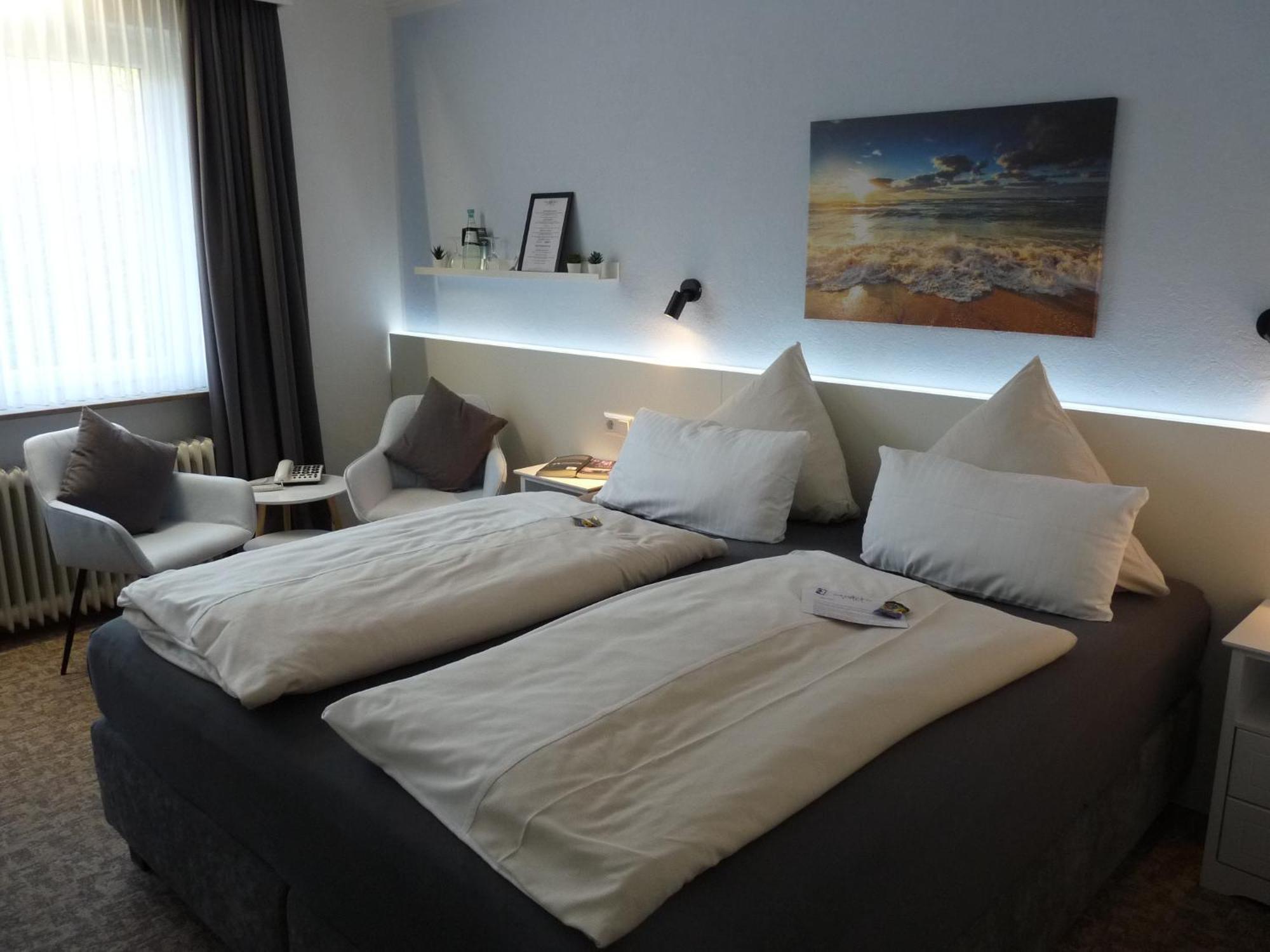 Hotel Zum Rosenteich バート・ツヴィッシェンアーン エクステリア 写真