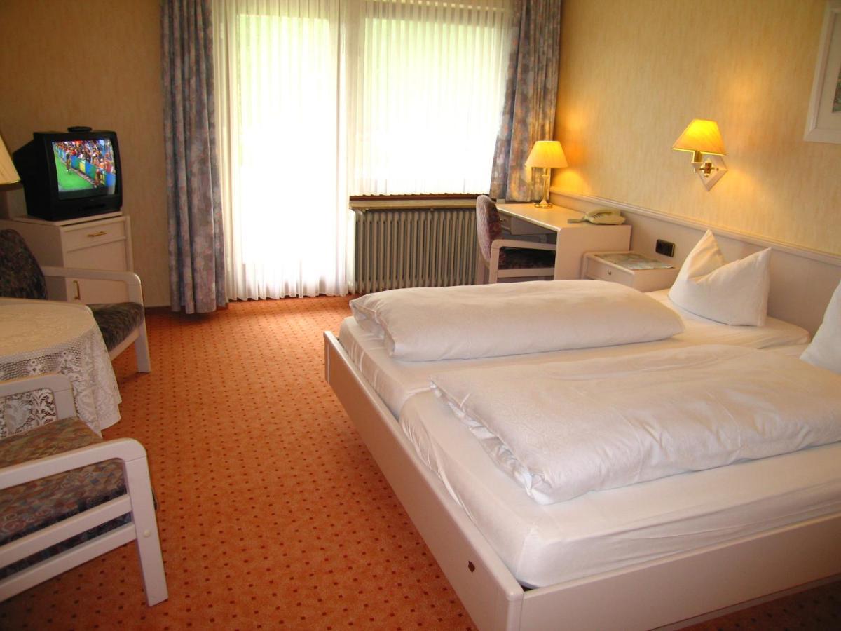 Hotel Zum Rosenteich バート・ツヴィッシェンアーン エクステリア 写真