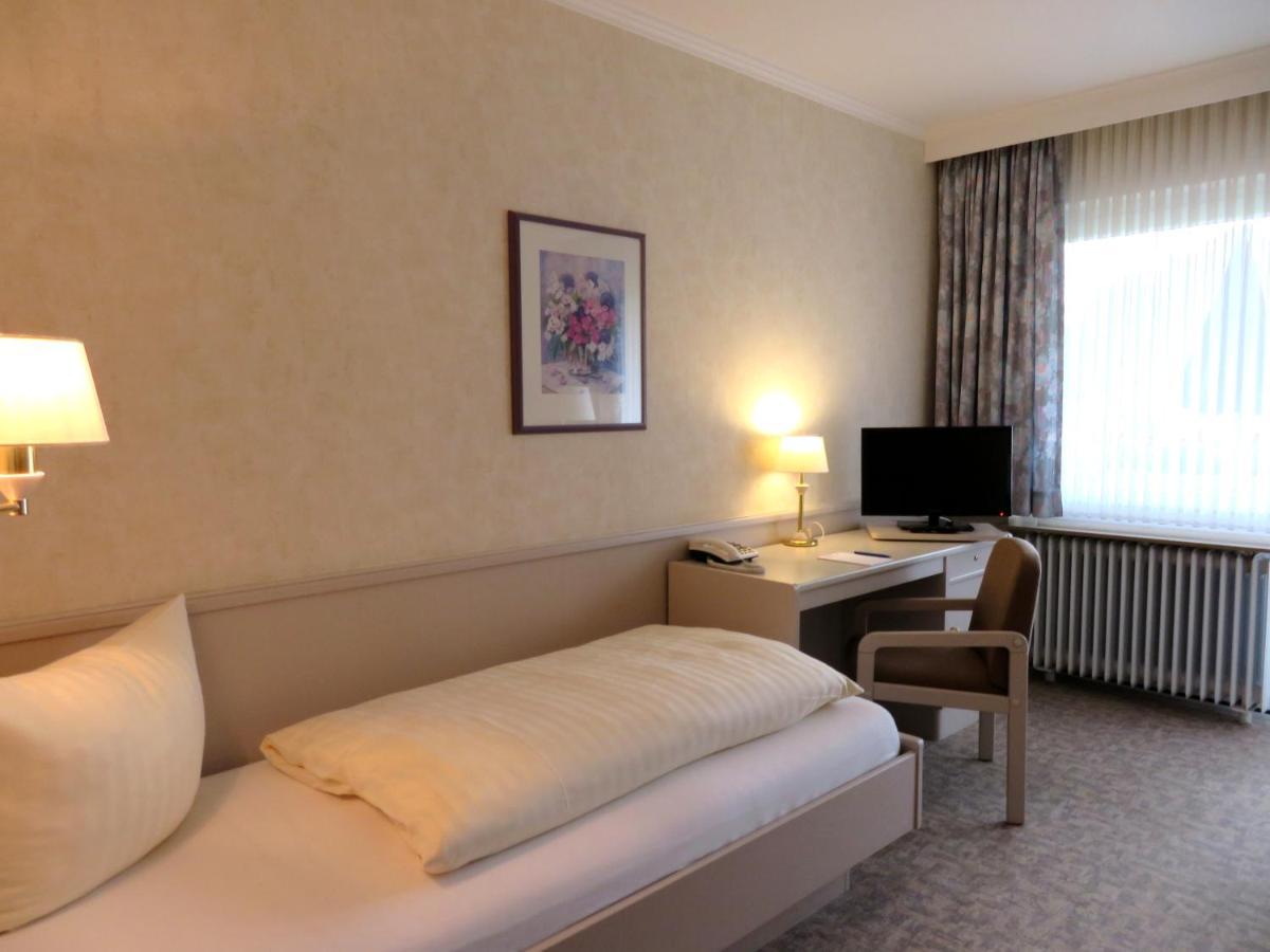 Hotel Zum Rosenteich バート・ツヴィッシェンアーン エクステリア 写真