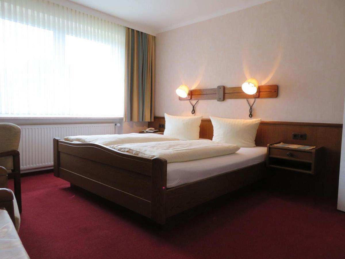 Hotel Zum Rosenteich バート・ツヴィッシェンアーン エクステリア 写真